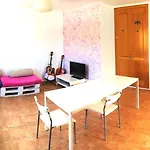 Bhavana Surf House Guest house 2*