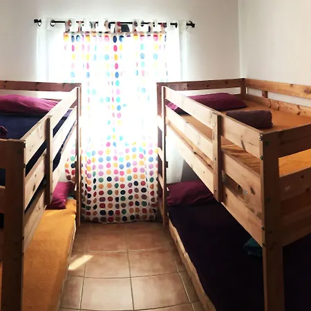 Bhavana Surf House 2*