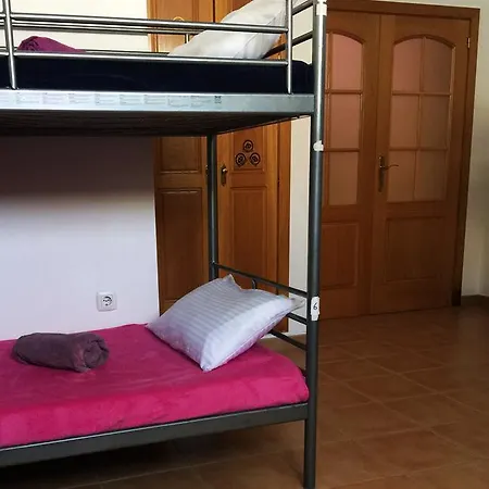 Bhavana Surf House בית הארחה 2*