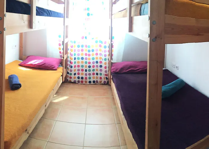 Bhavana Surf House קורלחו