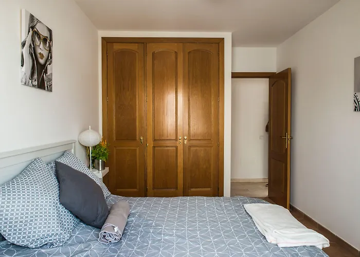 Bhavana Surf House בית הארחה 2*