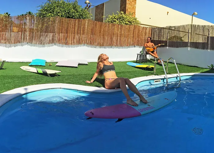 בית הארחה Bhavana Surf House קורלחו