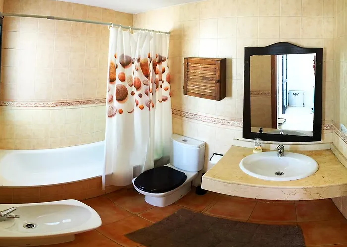 Bhavana Surf House 2* קורלחו