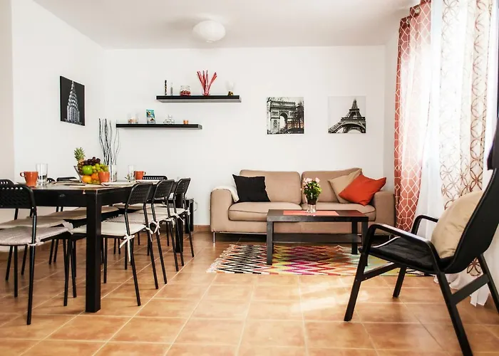 Bhavana Surf House בית הארחה 2*