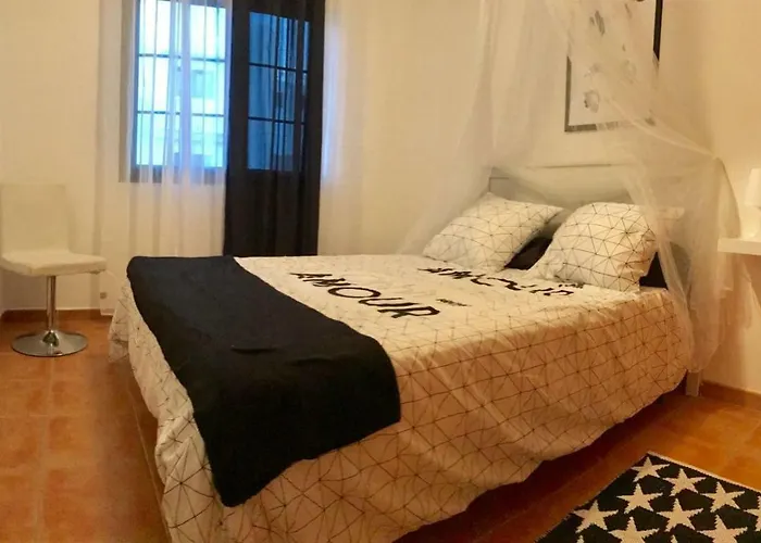 Bhavana Surf House בית הארחה קורלחו