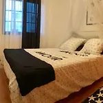 Bhavana Surf House Гостевой дом Коральео