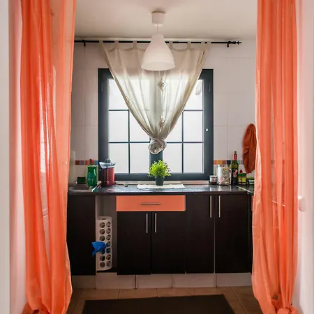 Bhavana Surf House 게스트하우스 2*