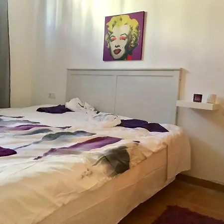 Bhavana Surf House 2* קורלחו