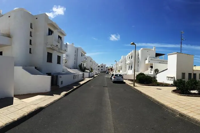 Bhavana Surf House 2* Corralejo